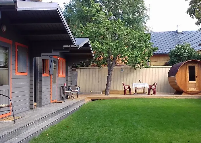 Reta Puhkemajad * Hapsal